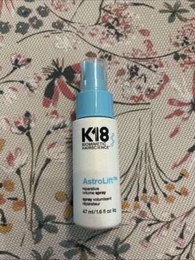 K18 AstroLift Reparative Volume Spray - Blue